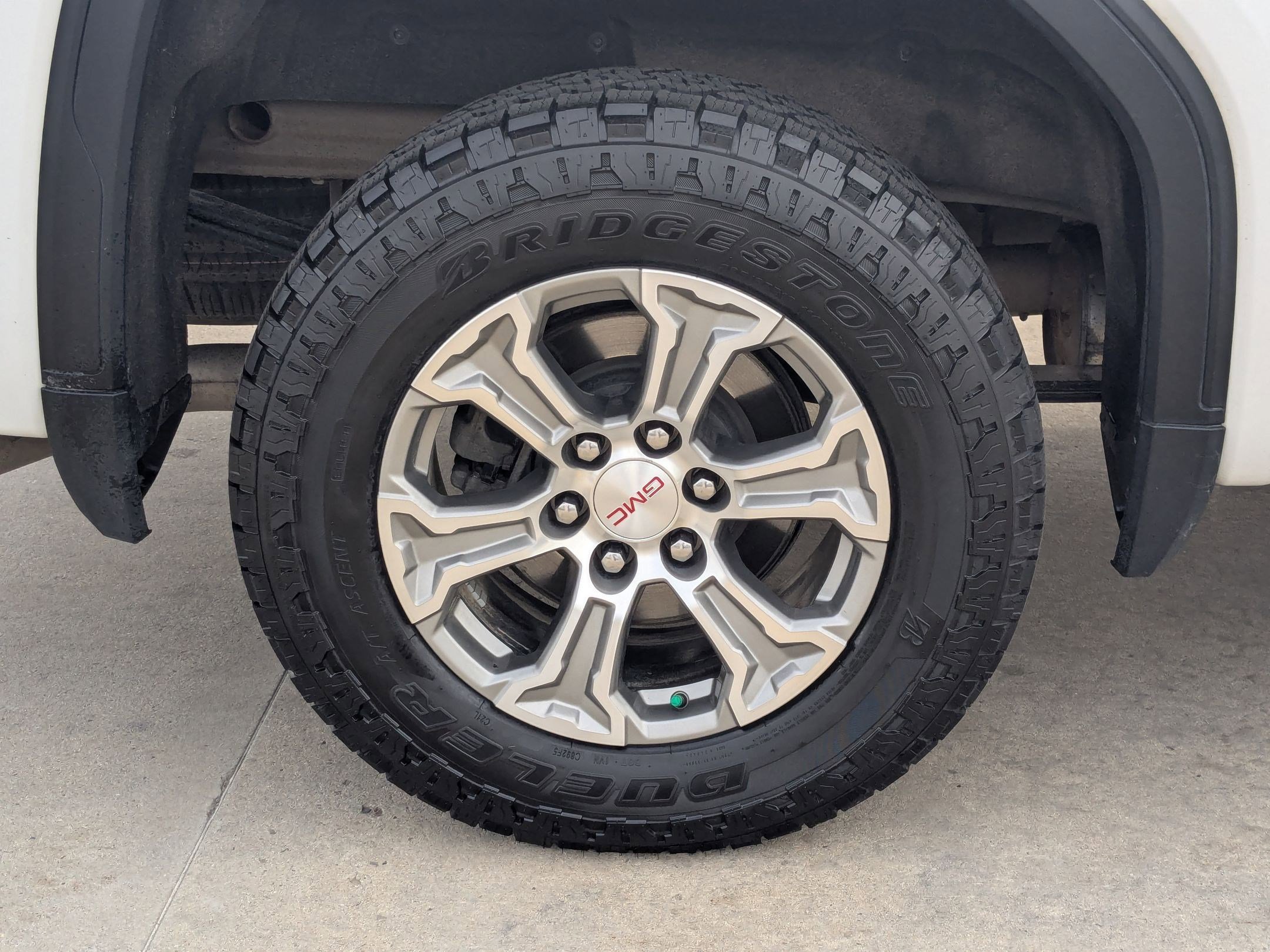 Used 2020 GMC Sierra 1500 SLE w/ SLE Value Package image 12