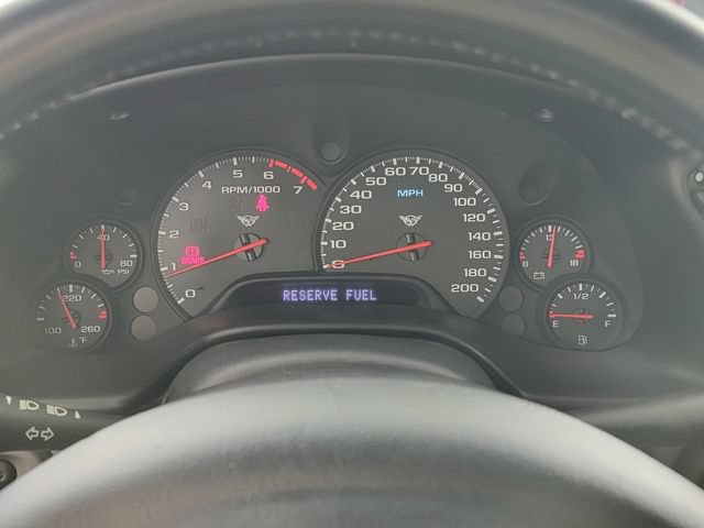 Used 2001 Chevrolet Corvette Coupe RWD image 24