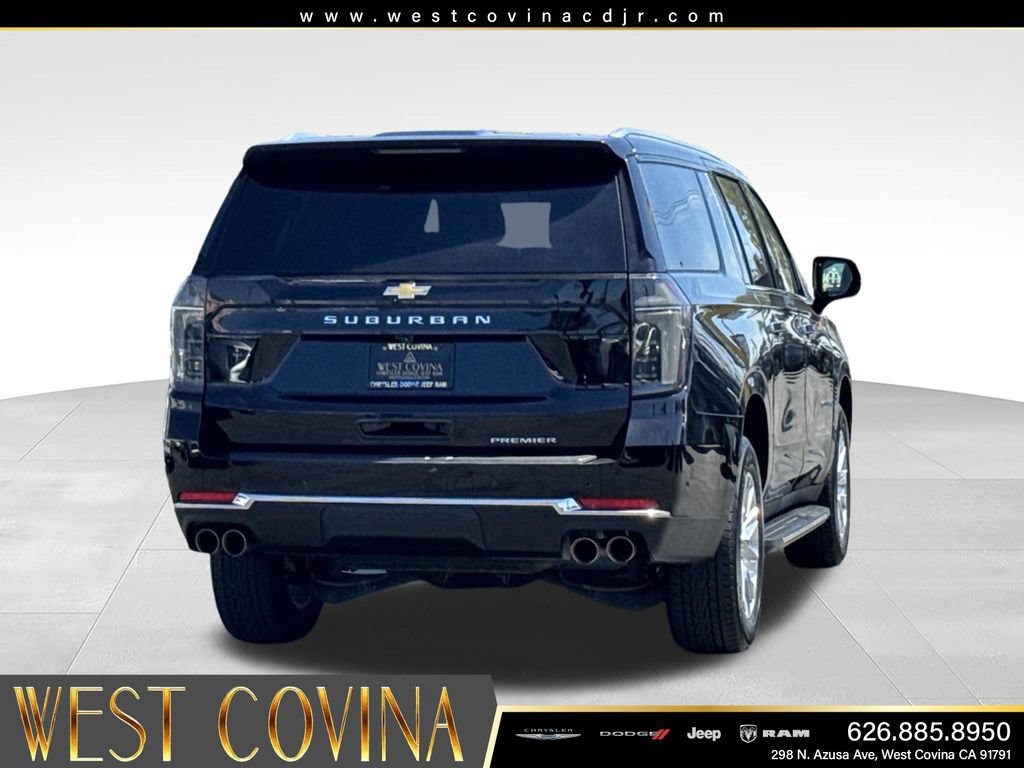 Used 2025 Chevrolet Suburban Premier AWD/4WD image 10