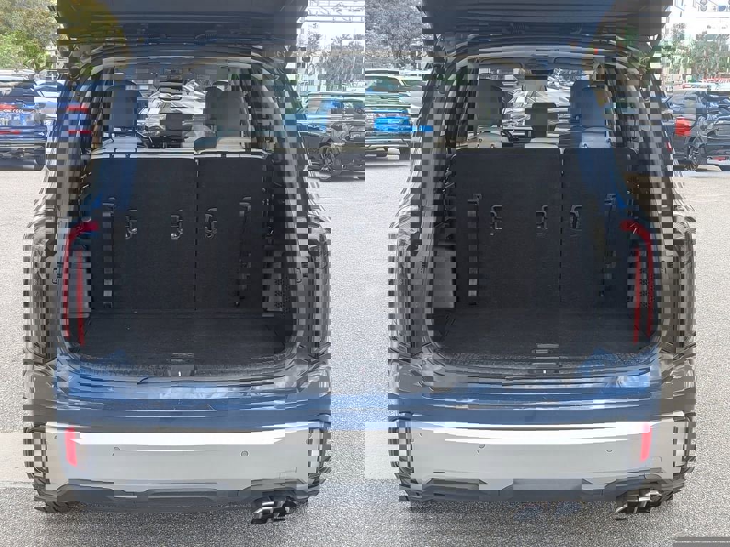 Used 2023 Kia Telluride EX image 8