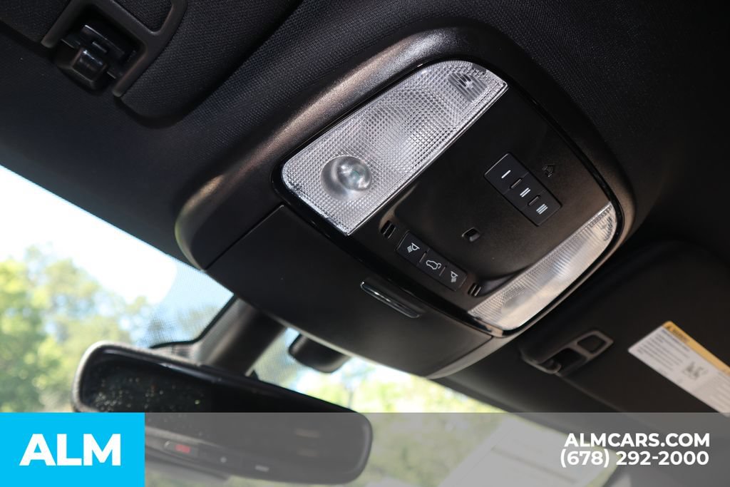 Used 2025 Dodge Durango GT RWD image 34