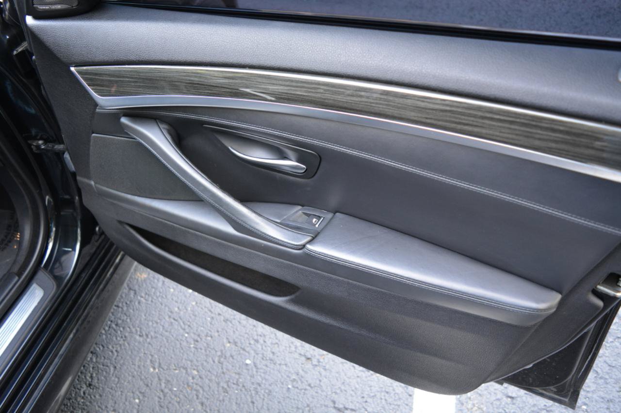 Used 2016 BMW 535i Sedan RWD image 17