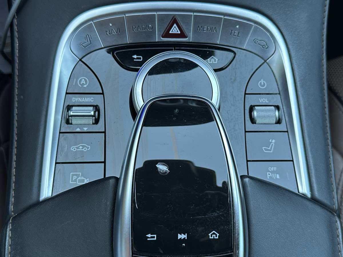 Used 2019 Mercedes-Benz S 560 Sedan image 44