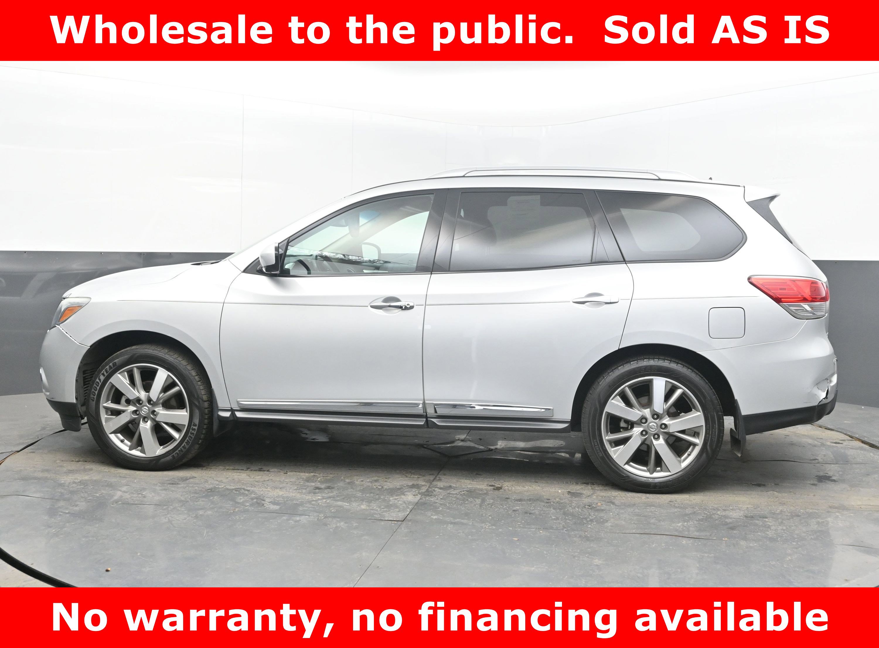 Used 2013 Nissan Pathfinder Platinum image 5