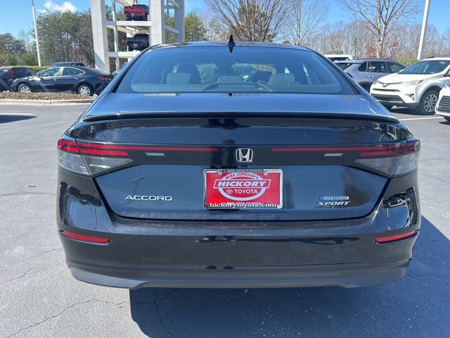 Used 2024 Honda Accord Sport image 6