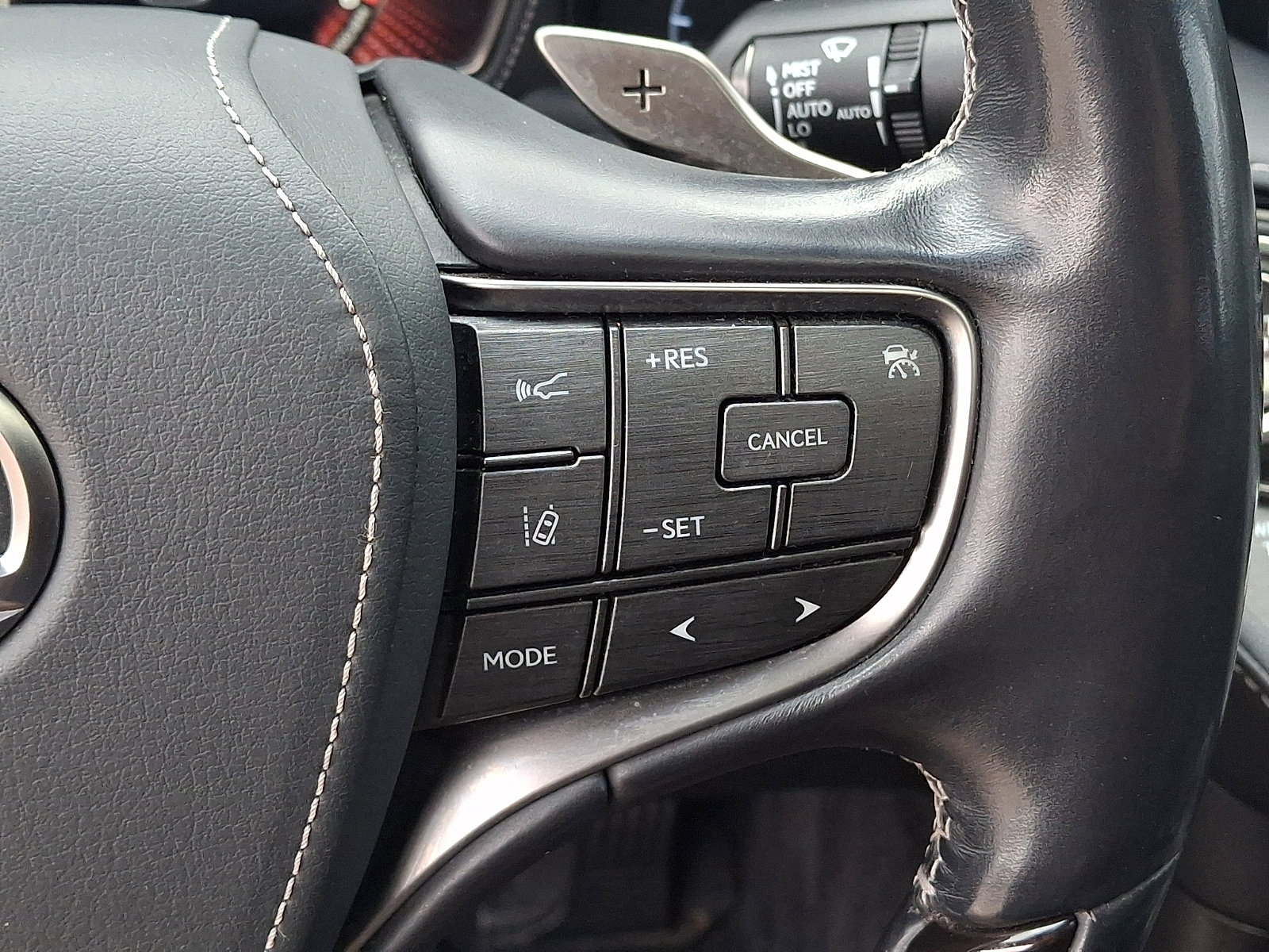 Used 2018 Lexus LS 500 AWD w/ Interior Upgrade Package image 23