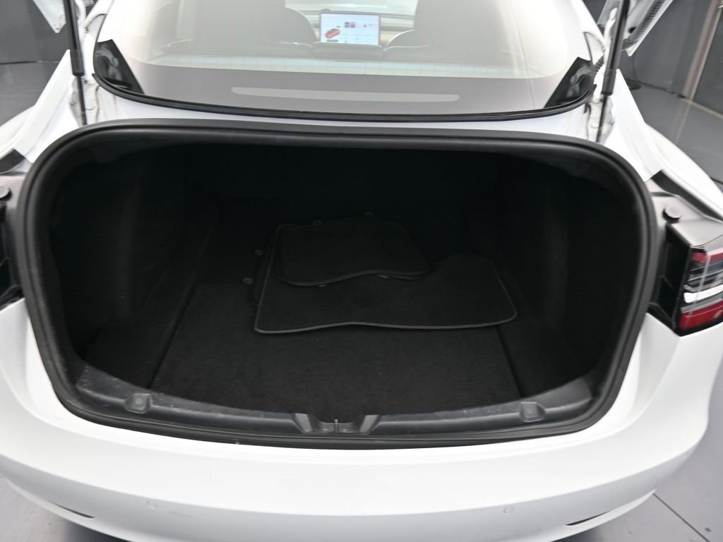Used 2019 Tesla Model 3 Standard Range Plus image 37