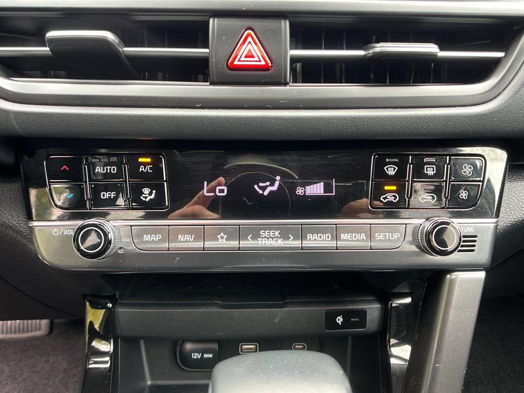 Used 2024 Kia Seltos EX AWD/4WD image 16
