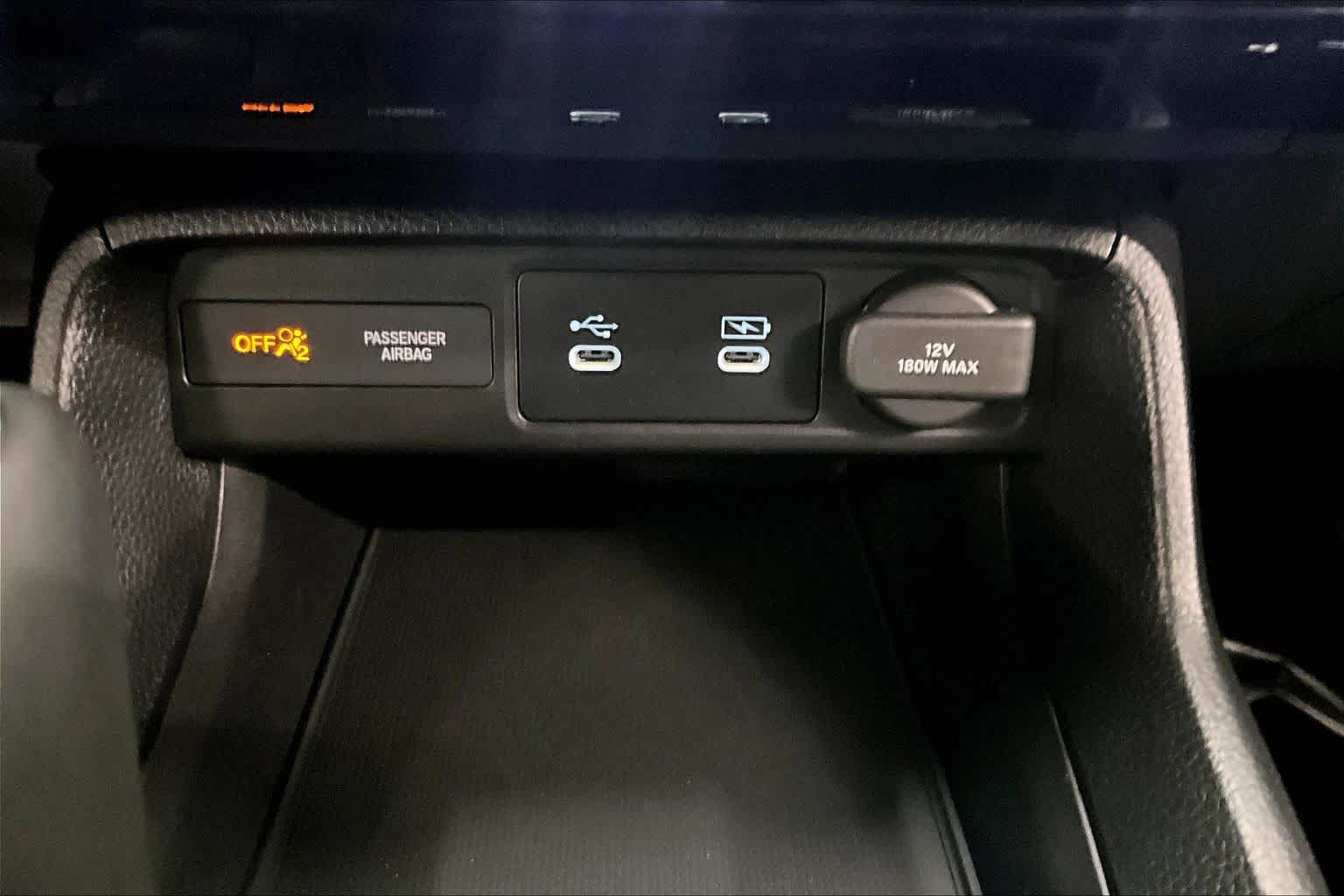 Used 2025 Honda Civic Sport image 32
