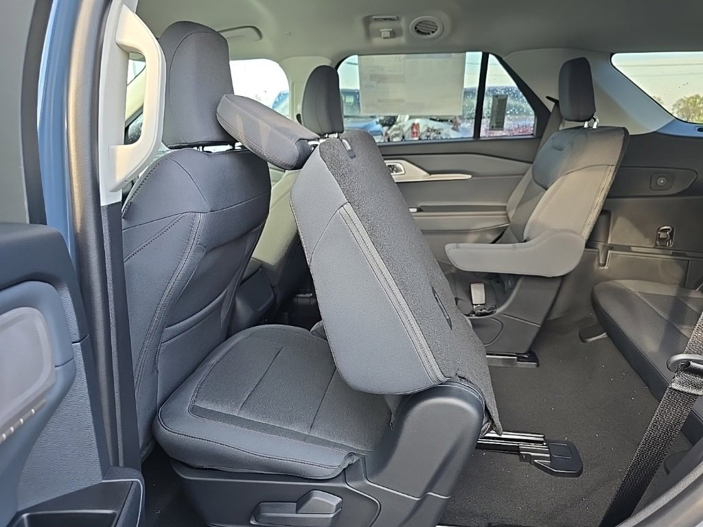 New 2026 Ford Explorer Active image 38