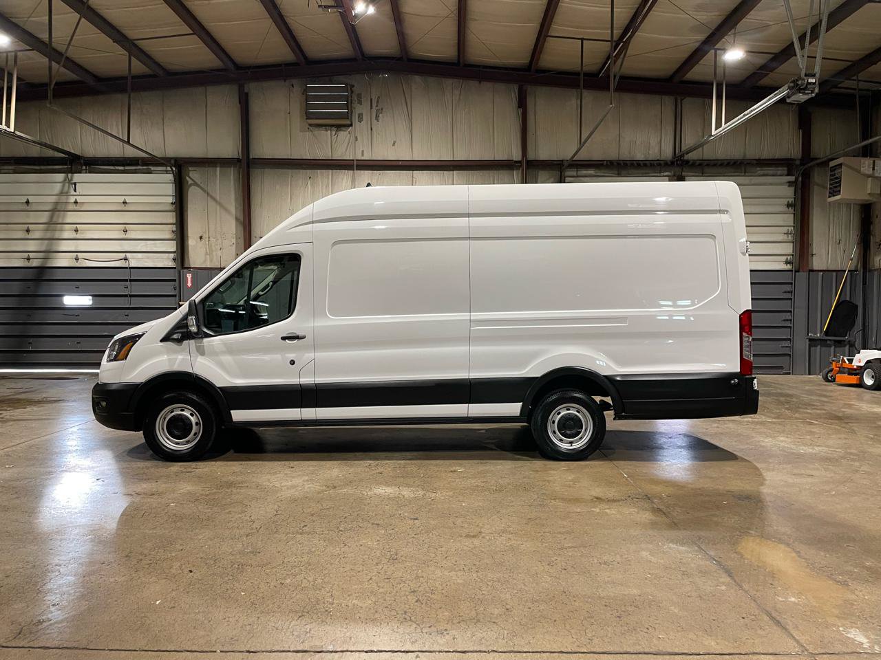 Used 2023 Ford Transit 350 148 High Roof Extended RWD image 8