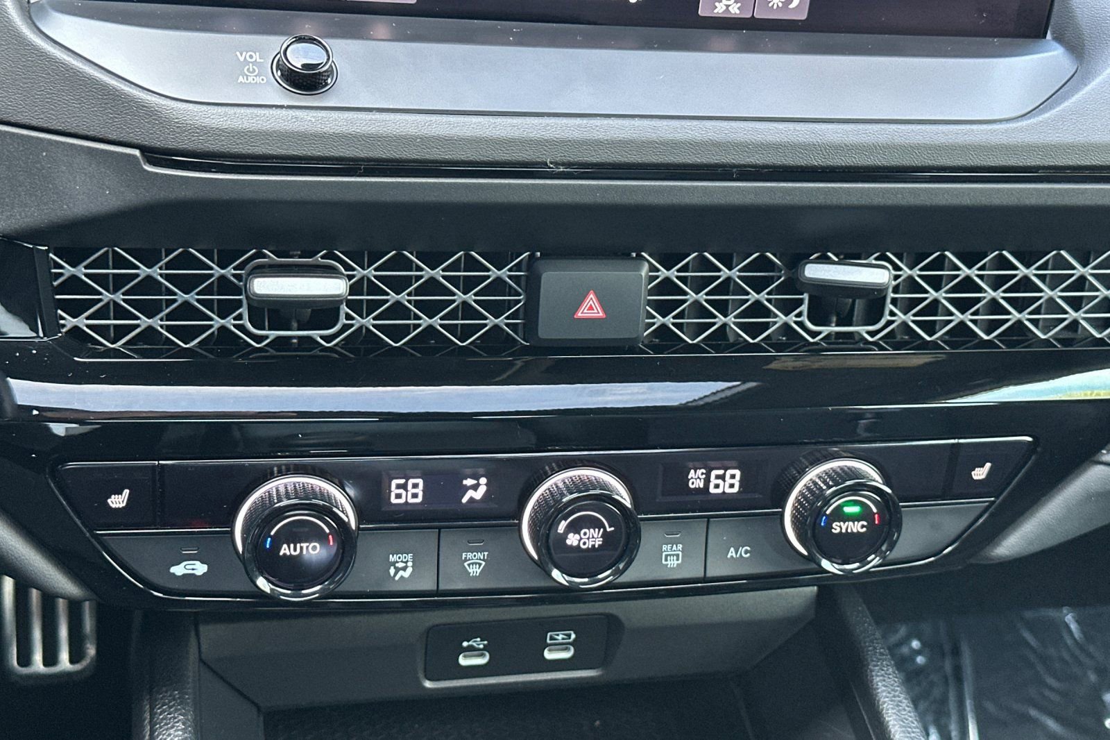 Used 2024 Honda Accord Sport image 19