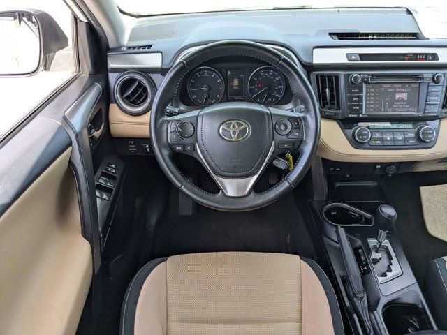Used 2017 Toyota RAV4 XLE FWD image 16