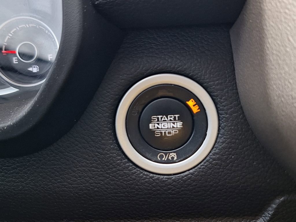 Used 2019 RAM 1500 Laramie image 26