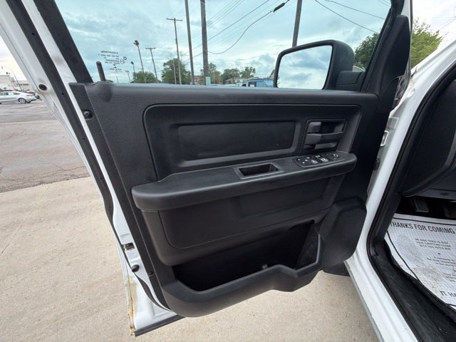 Used 2018 RAM 1500 Express w/ Express Value Package AWD/4WD image 21
