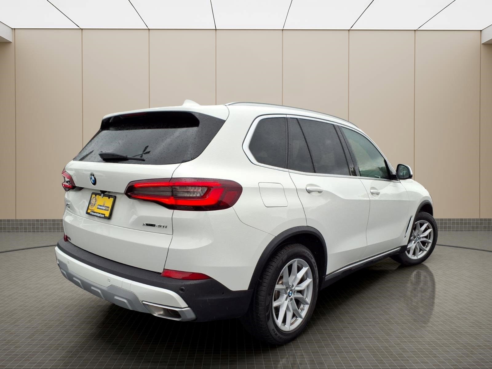 Used 2023 BMW X5 xDrive40i w/ Premium Package AWD/4WD image 6