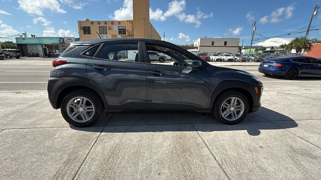 Used 2018 Hyundai Kona SE FWD image 15