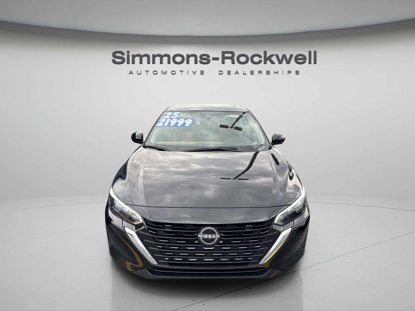 Used 2025 Nissan Sentra SV w/ SV Premium Package image 23