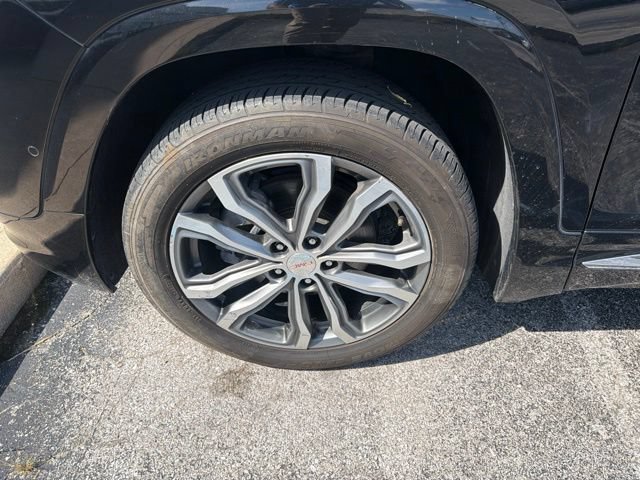 Used 2020 GMC Terrain Denali w/ Denali Premium Package AWD/4WD image 11