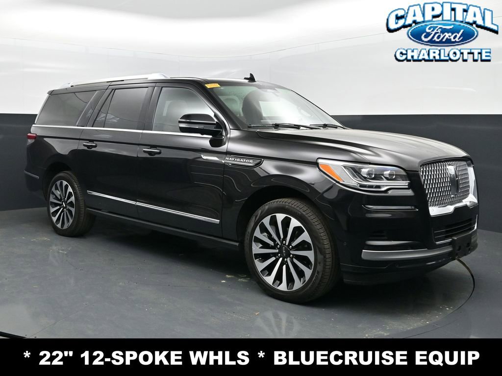 Used 2024 Lincoln Navigator L Reserve AWD/4WD image 4