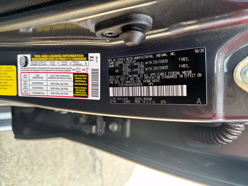 Certified 2021 Toyota Highlander Platinum AWD/4WD image 39