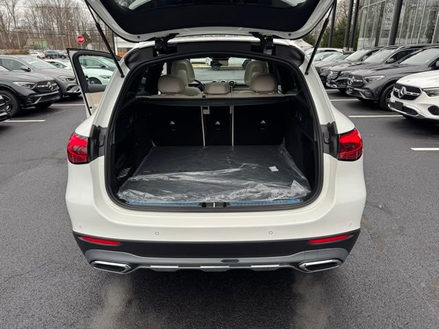 Used 2026 Mercedes-Benz GLC 300 4MATIC image 11