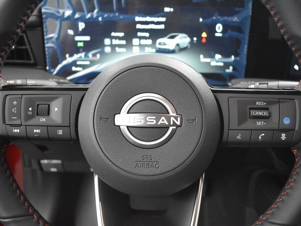 New 2025 Nissan Kicks SR FWD image 30