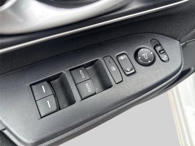 Used 2021 Honda CR-V EX image 17