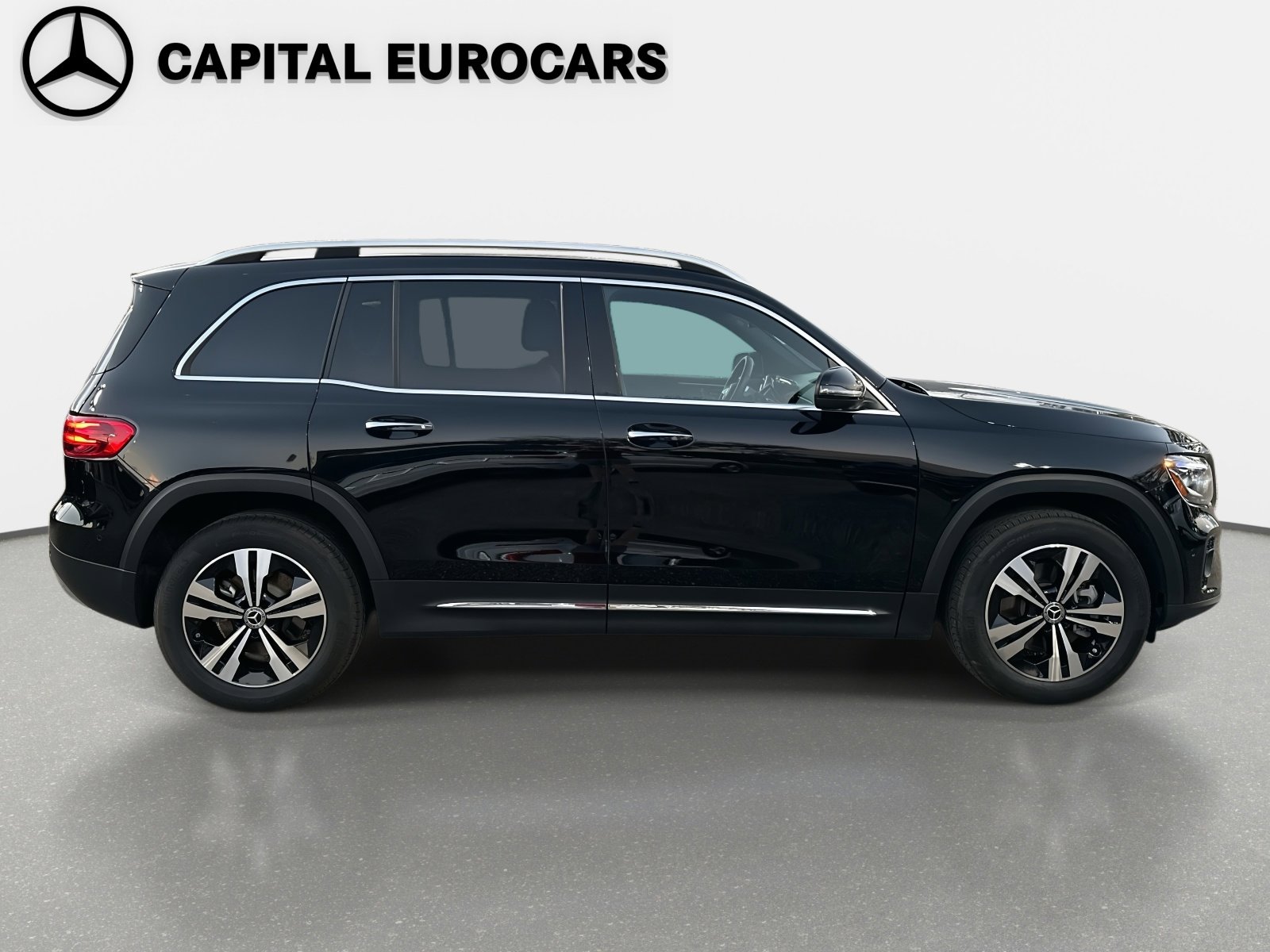 Certified 2025 Mercedes-Benz GLB 250 image 6