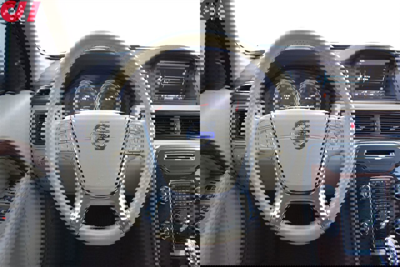 Used 2013 Volvo XC70 T6 image 14