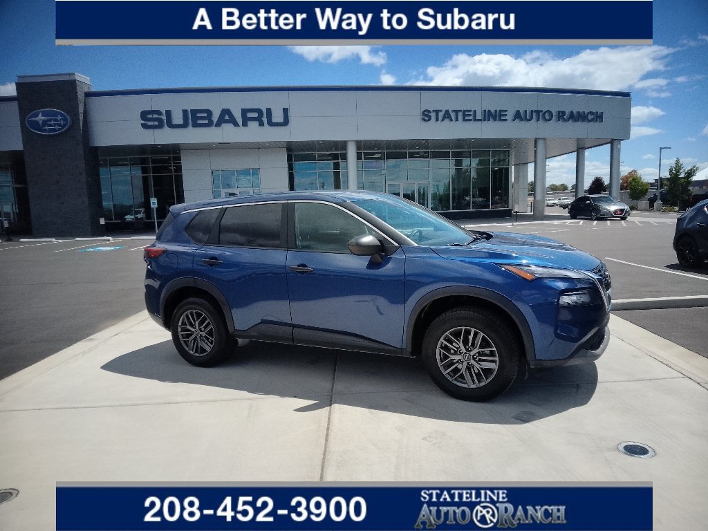 Used 2023 Nissan Rogue S AWD/4WD image 1