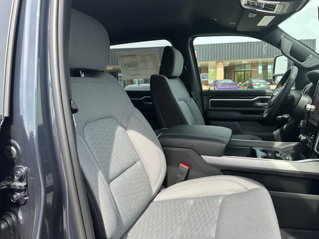 New 2026 RAM 1500 Big Horn AWD/4WD image 23