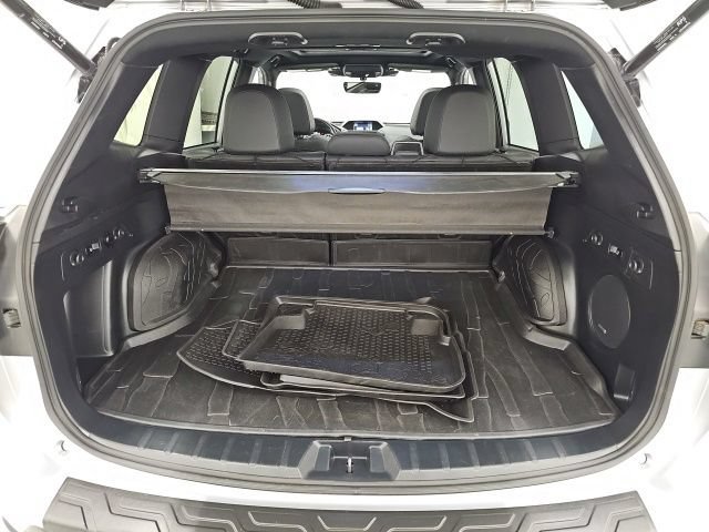 Used 2024 Subaru Forester Wilderness w/ Wilderness Package AWD/4WD image 32