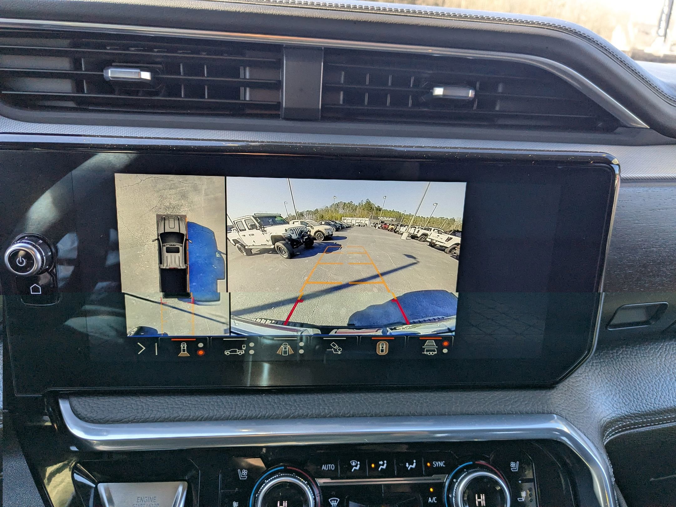 Used 2024 GMC Sierra 2500 Denali w/ Denali Reserve Package image 17