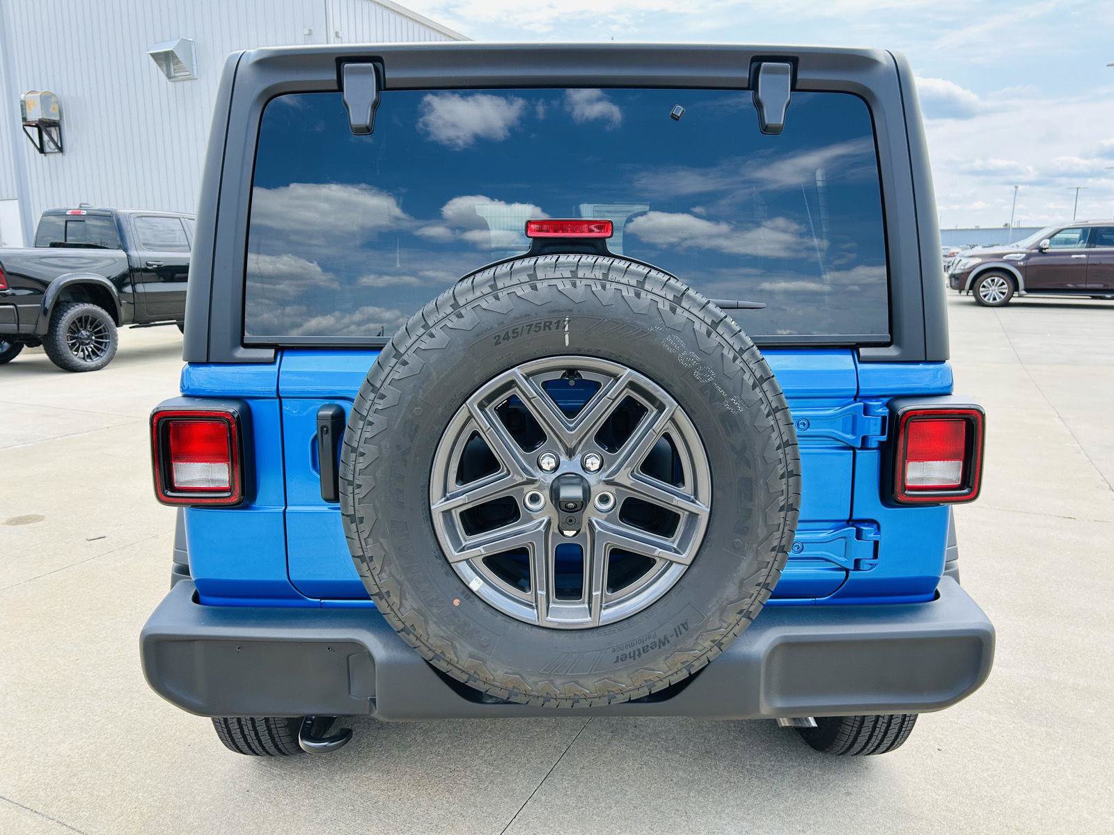 New 2026 Jeep Wrangler Unlimited Sport AWD/4WD image 34