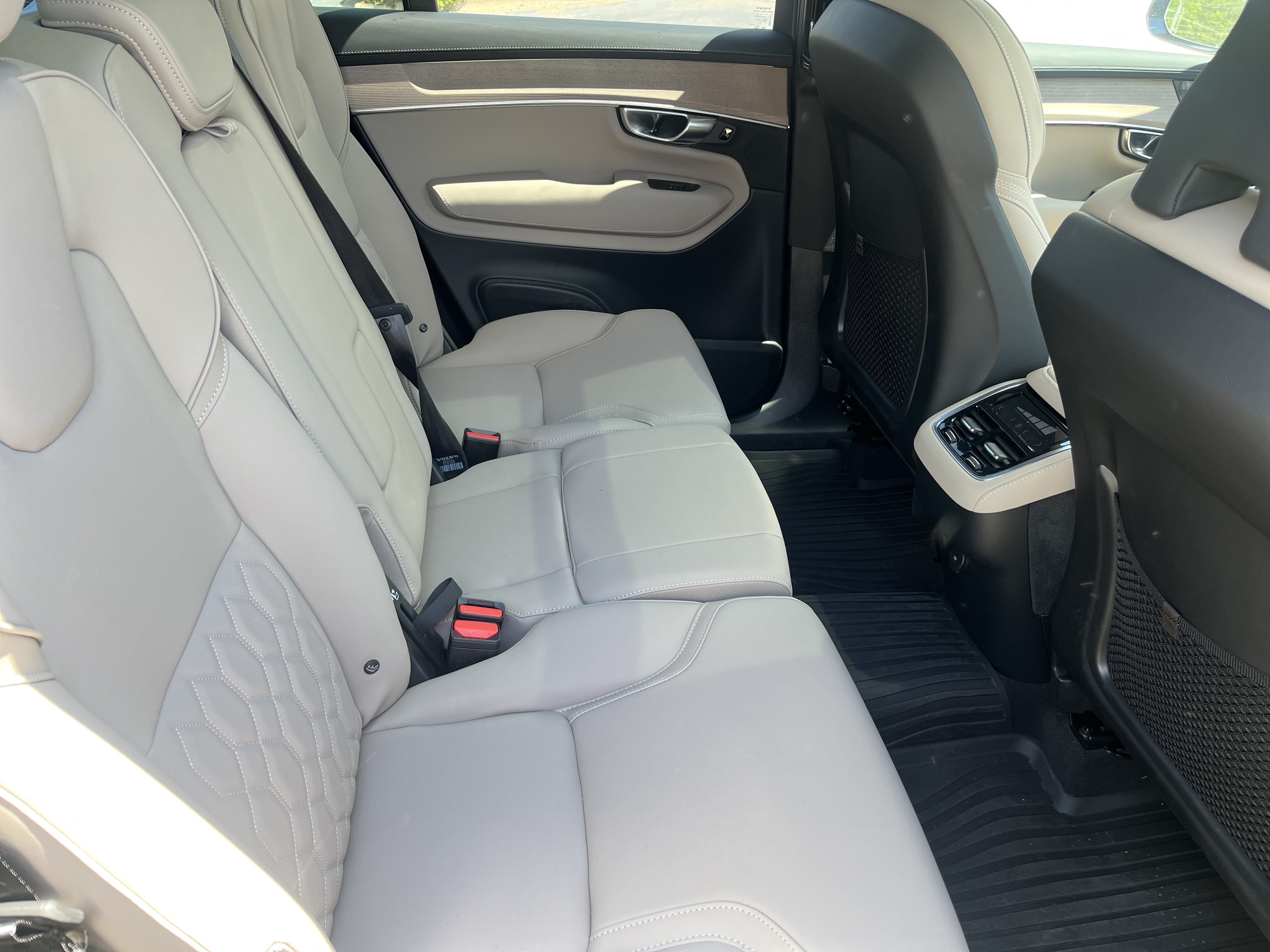New 2026 Volvo XC90 B6 Plus w/ Protection Package Premier AWD/4WD image 10