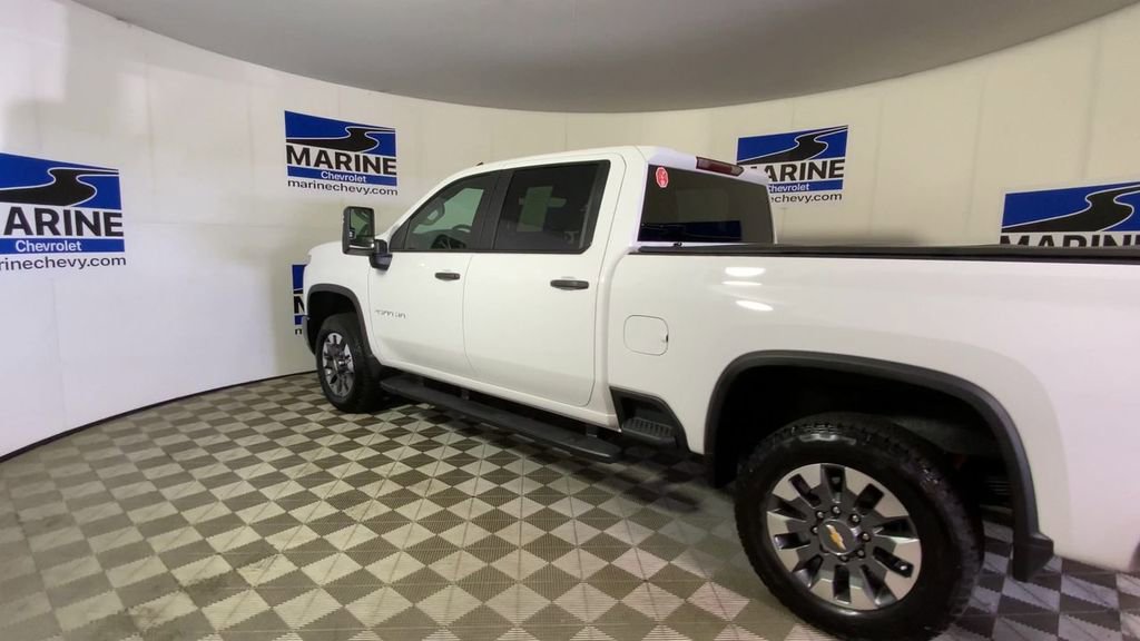 Used 2024 Chevrolet Silverado 2500 Custom w/ Custom Value Package AWD/4WD image 8
