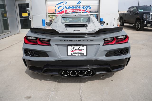 Used 2025 Chevrolet Corvette Z06 image 32