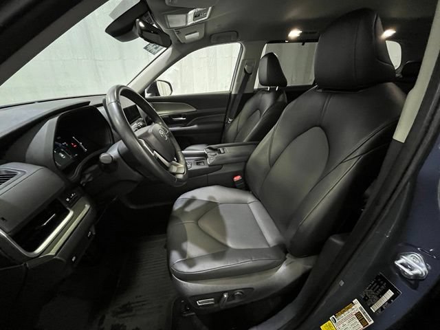 Certified 2024 Toyota Grand Highlander AWD image 10