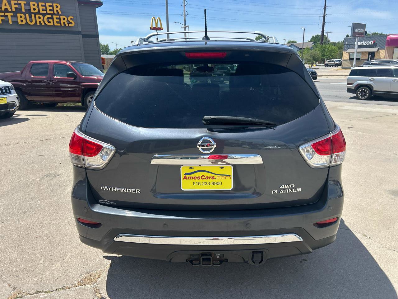 Used 2013 Nissan Pathfinder Platinum w/ Platinum Premium Pkg AWD/4WD image 4
