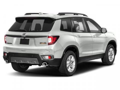 Used 2023 Honda Passport TrailSport image 2
