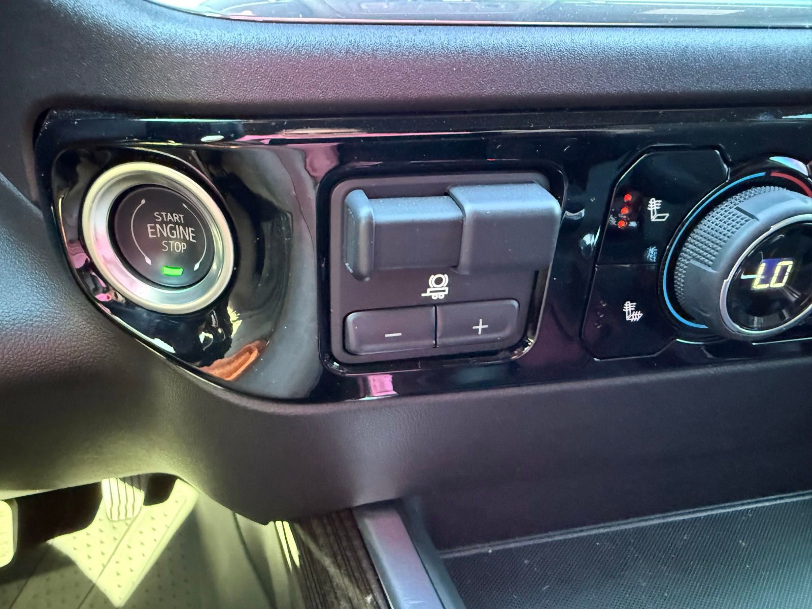 Certified 2025 Chevrolet Silverado 1500 RST w/ Protection Package image 26