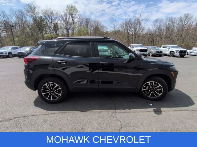 Used 2025 Chevrolet TrailBlazer LT image 6