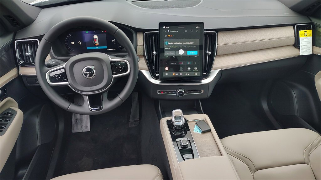 New 2026 Volvo XC90 B6 Plus image 12