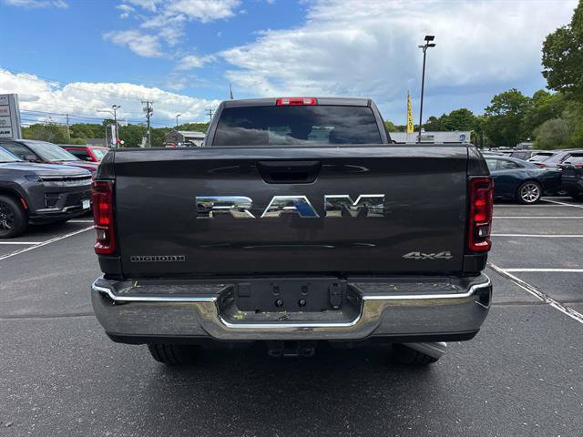 New 2026 RAM 2500 Big Horn AWD/4WD image 4