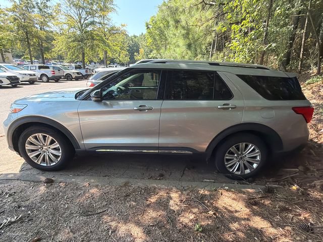 Used 2021 Ford Explorer Limited w/ Equipment Group 301A RWD image 11
