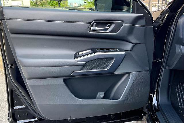 Certified 2023 Nissan Pathfinder SL image 21