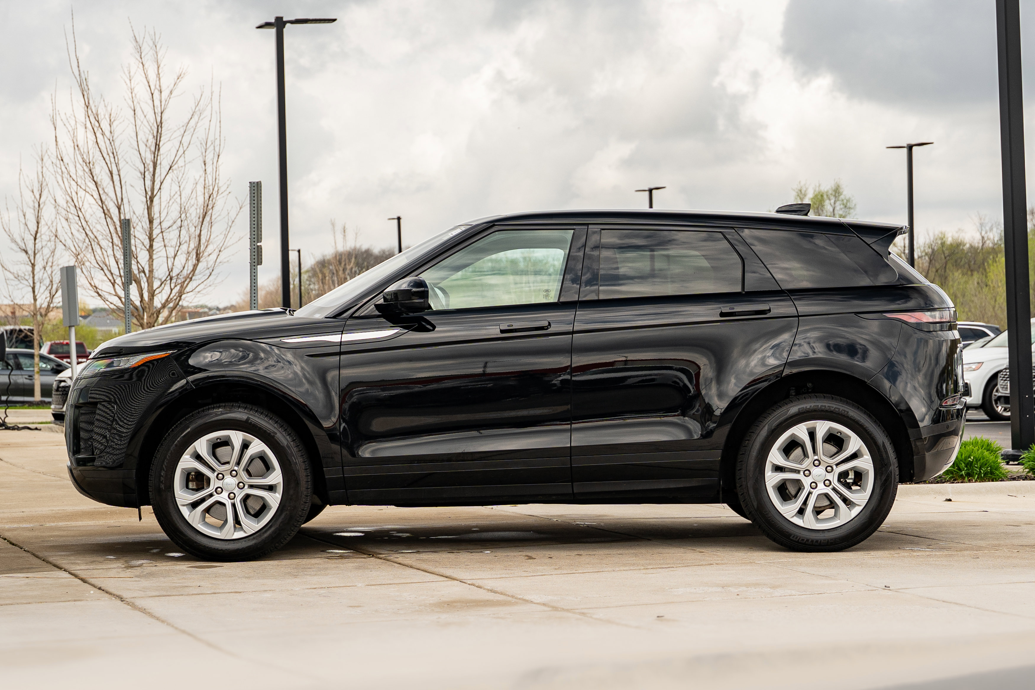 Used 2020 Land Rover Range Rover Evoque S image 6
