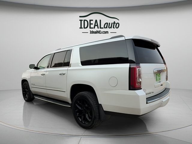 Used 2017 GMC Yukon XL Denali w/ Open Road Package AWD/4WD image 5