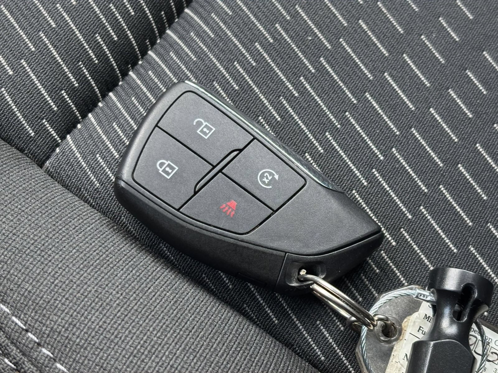 Used 2025 Chevrolet Equinox LT FWD image 22